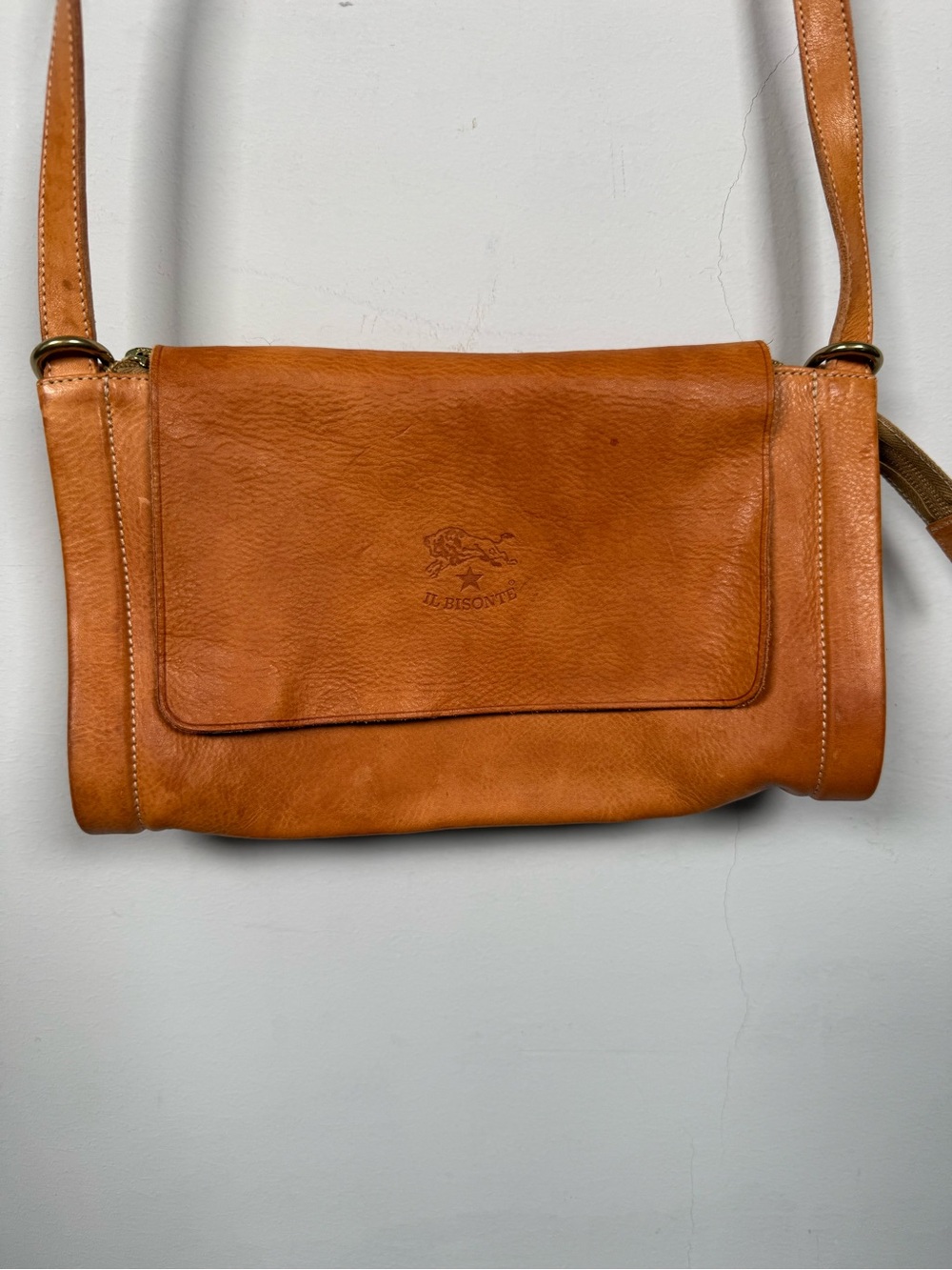 IL BISONTE Tan Leather Flap Crossbody Shoulder Bag Made In Italy